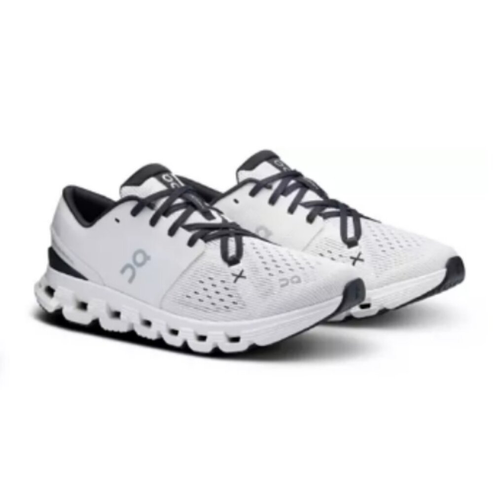 Medium/B - On Women's Cloud X 4 Training Shoes - Ivory/Black